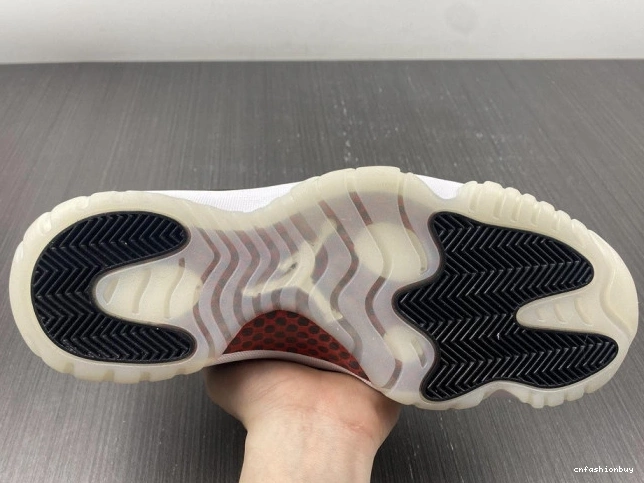 11 Jordan Air AV2187-001 Low Retro 72-10 0724
